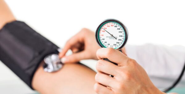 Tormenta Residencia Susteen Cómo se regula la presión arterial a largo plazo?
