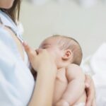 ¿Qué contiene la leche materna?