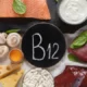¿Qué es la vitamina B12?