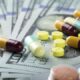 ¿Cómo influye el aspecto económico en el desarrollo de fármacos?