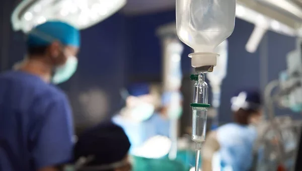 Importancia del manejo de líquidos en el paciente quirúrgico