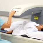 ¿Qué prueba se utiliza para detectar osteoporosis?