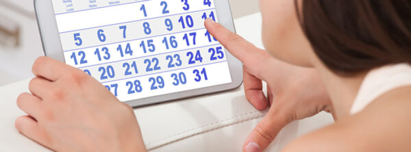 La irregularidad en los períodos menstruales durante los primeros años después de la menarquia es un fenómeno común y se debe a una serie de cambios en el sistema