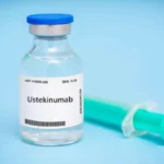 ¿Para qué sirve el anticuerpo monoclonal ustekinumab?