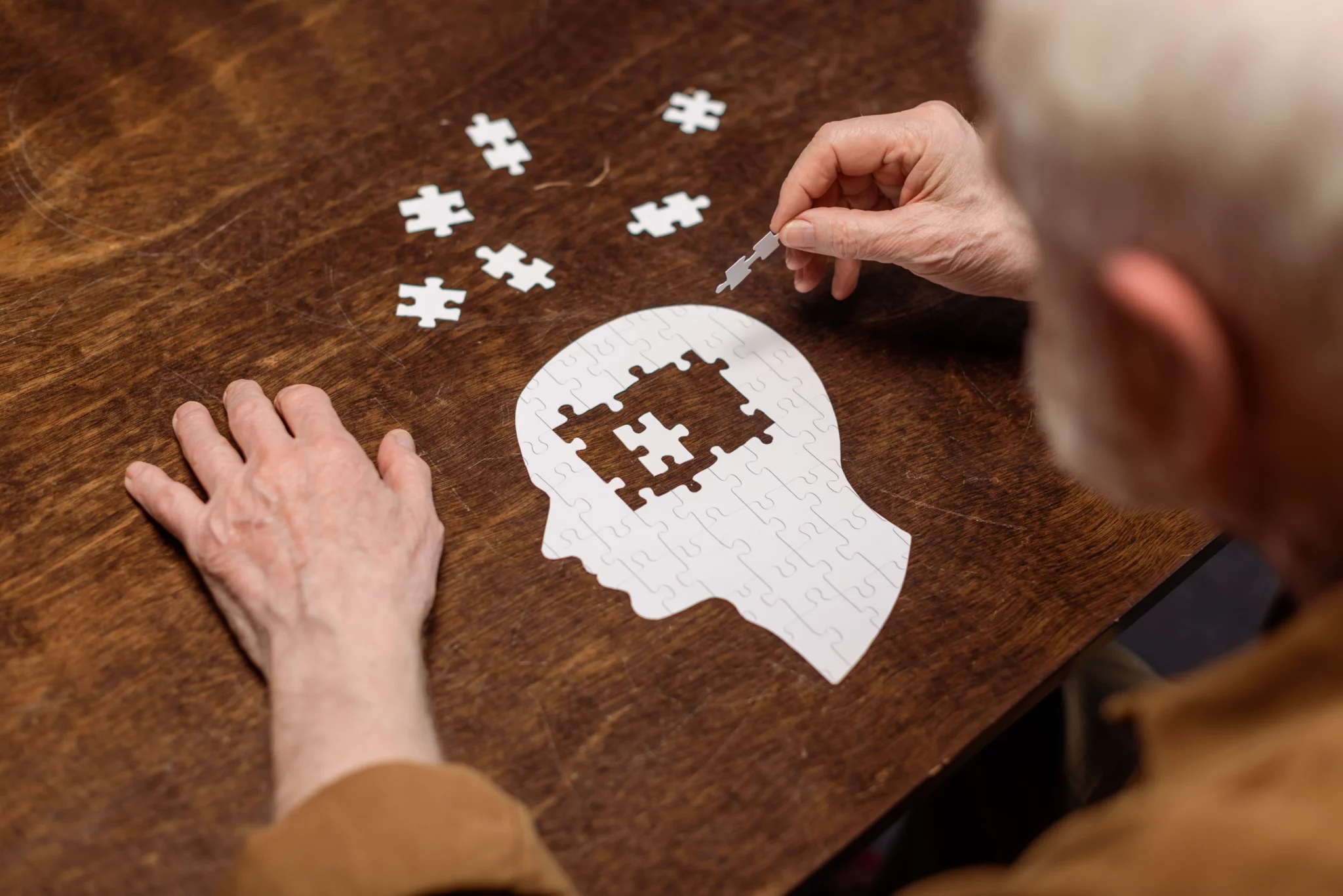 ¿Cuál es el principal factor de riesgo para la demencia?
