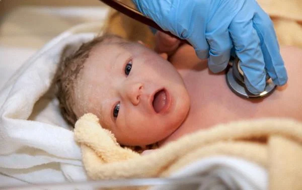 Características fisiológicas que distinguen al recién nacido