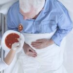 Consideraciones en la nutrición e hidratación en pacientes graves