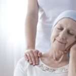 Terapia adyuvante en mujeres mayores con cáncer de mama.