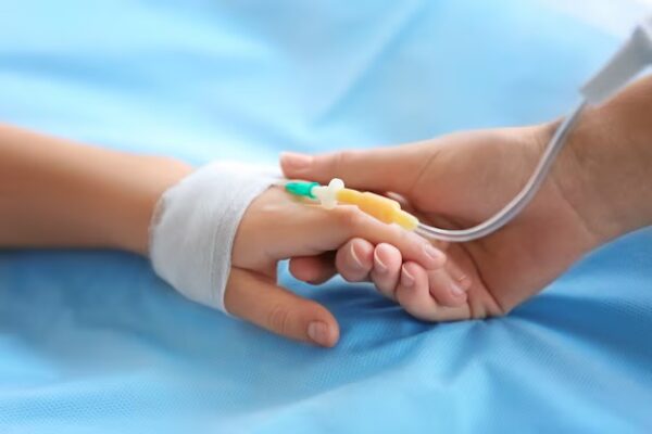 Acceso venoso periférico en pacientes pediátricos