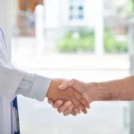 Saludos formales en italiano para médicos